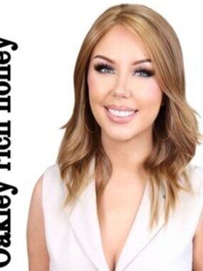 Chelsey Smith Wig - Oakley Rich Honey (Regular Size)